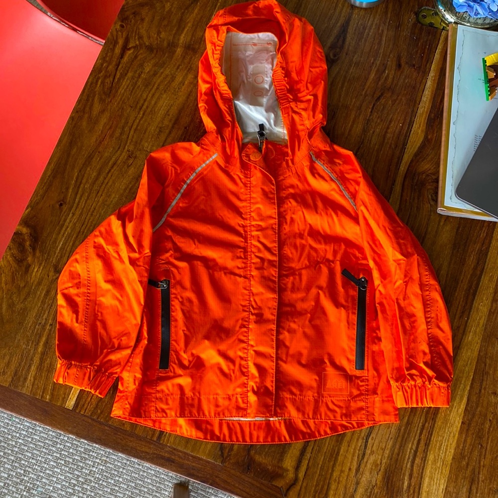 REI Raincoat/Outer Shell (2T)